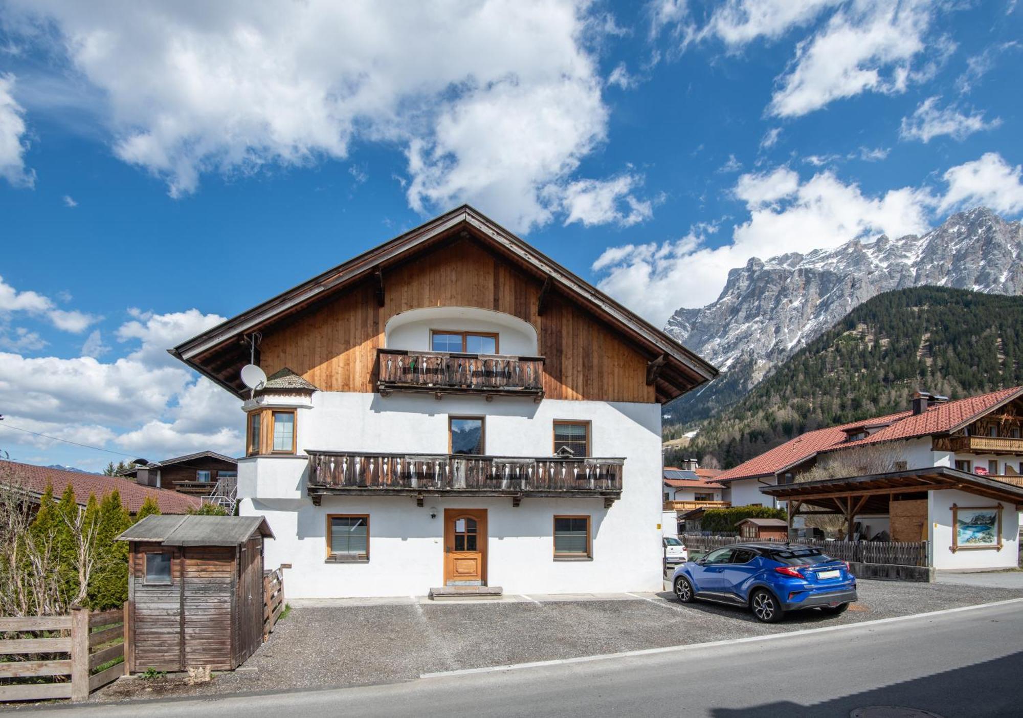 Apartmenthaus Achener Hof Ehrwald Exterior photo